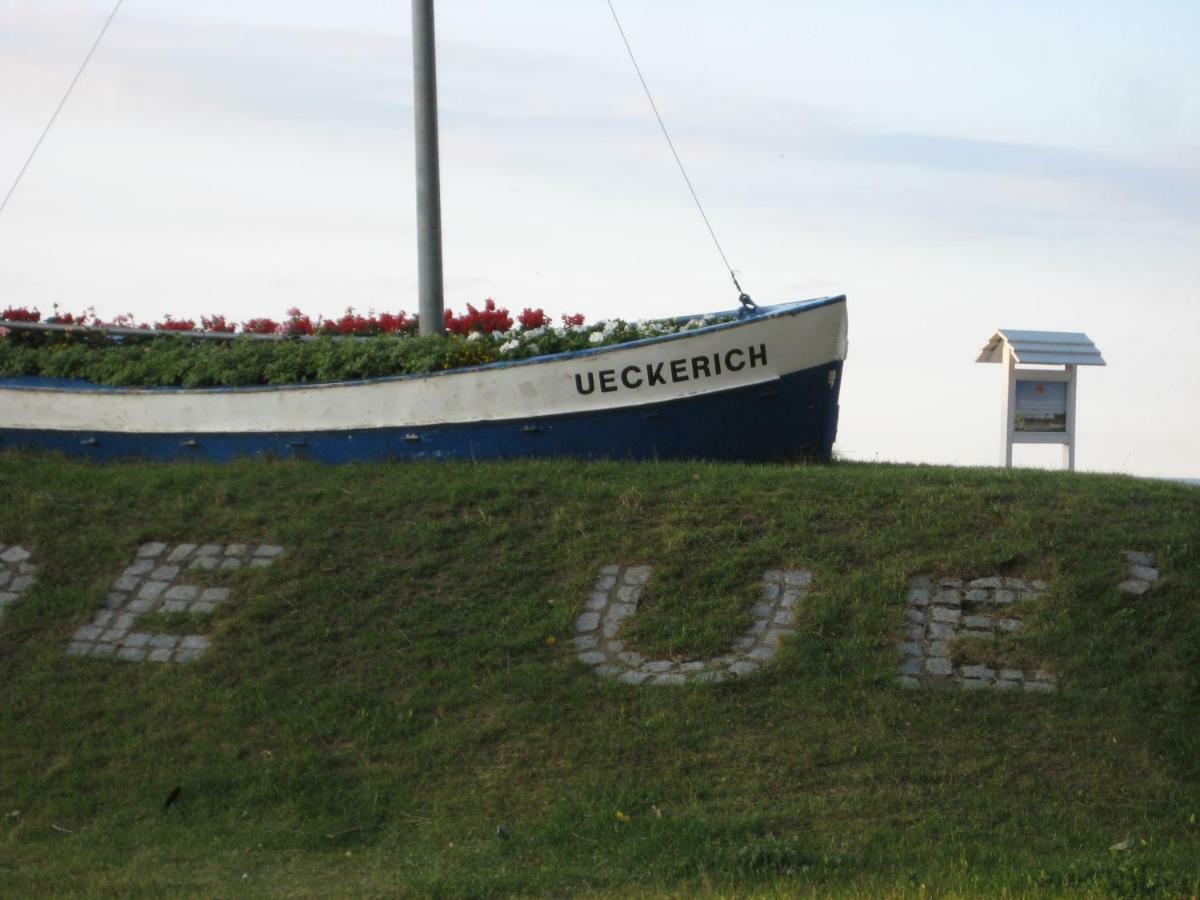 Ferienhaus "Strandgut" Ueckermunde Exterior photo